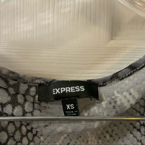 Express Grey/Black Snake Print Scoop Neck Tank XS - Picture 2 of 7